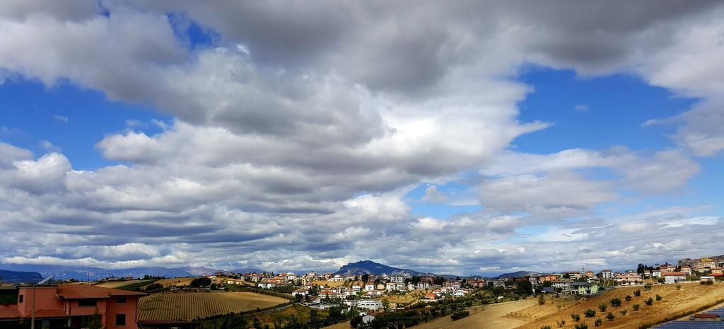 Agriturismo Bio-Melampo Βίλα Ancarano  Εξωτερικό φωτογραφία
